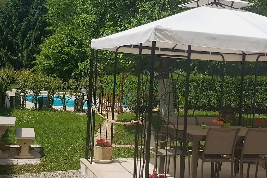 Gite Chez Lilly **** Charmant Et Authentique Frayssinet-le-Gélat Frankreich