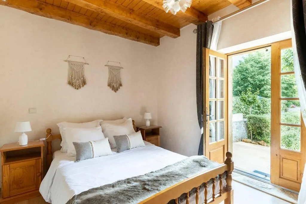 Gite Chez Lilly **** Charmant Et Authentique Frayssinet-le-Gélat 0*,  Frankreich